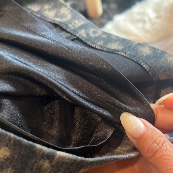 TAHARI animal print lined pencil skirt small - Picture 10 of 10